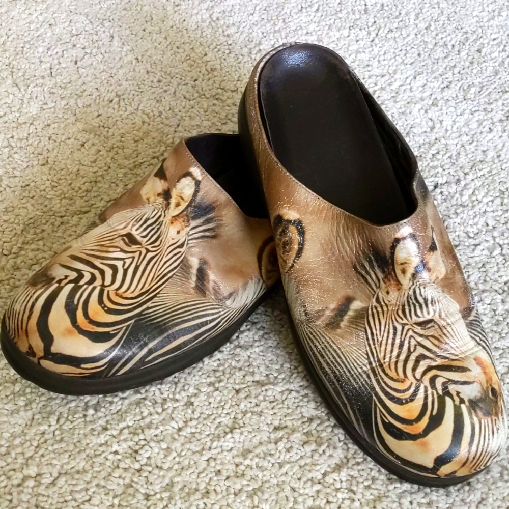 One of a kind clogs